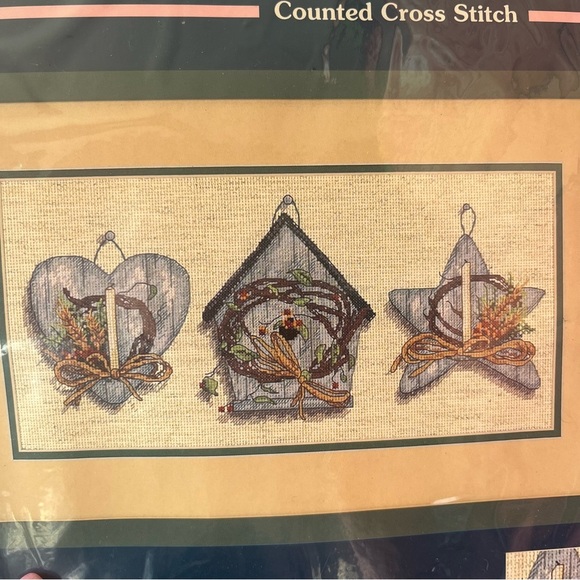 New Sunset "Country Candles" Counted Cross Stitch Pattern Kit - Picture 2 of 3